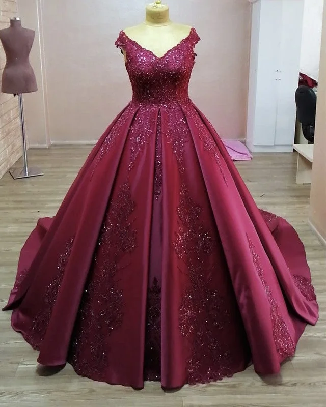 Ball Gown Quinceanera Dresses Sequins Lace V Neck