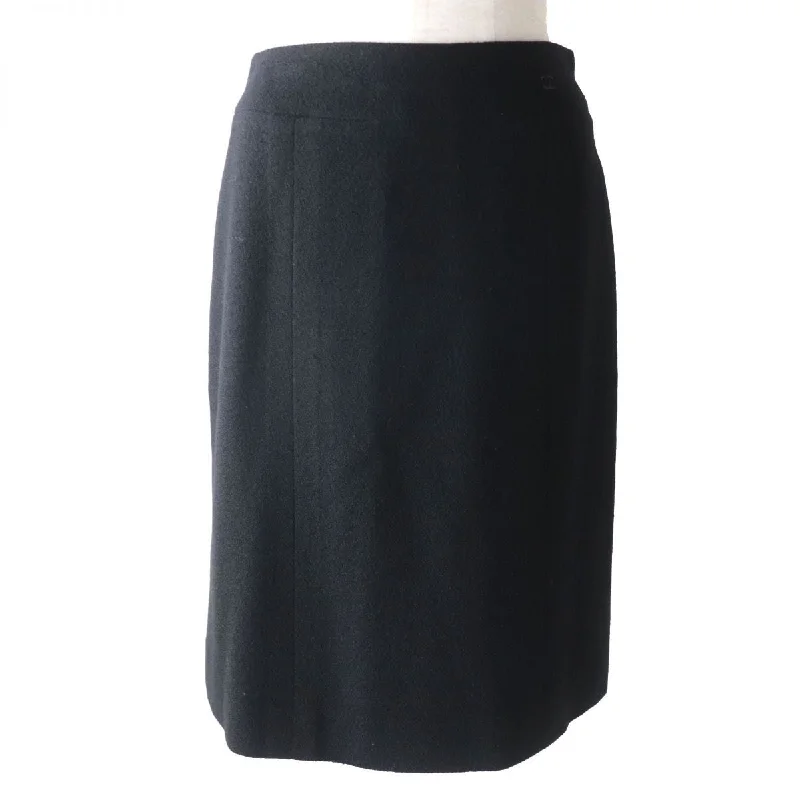 Chanel Silk Knee-Length Skirt Black