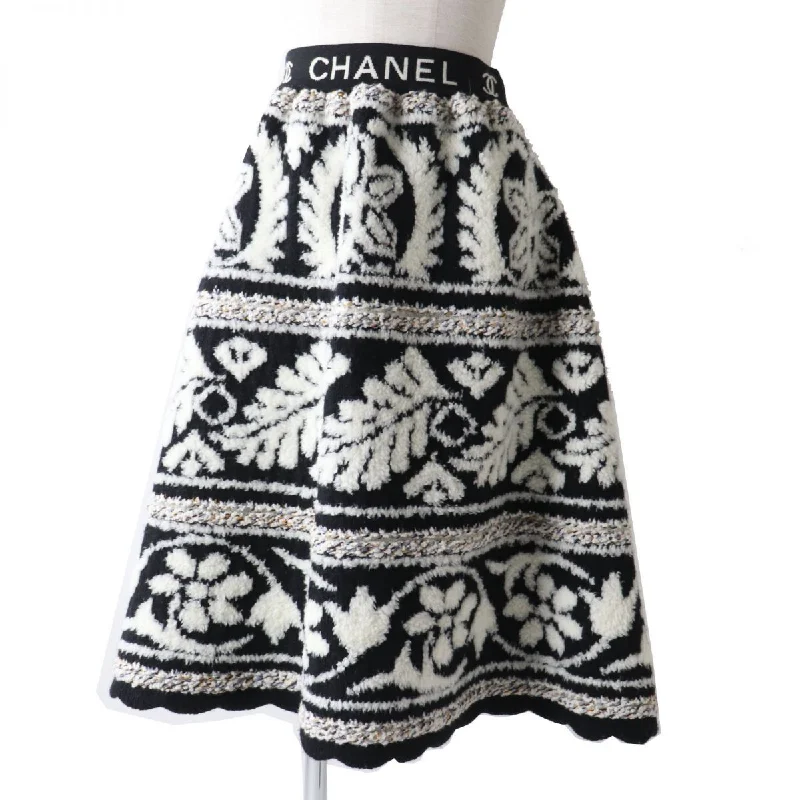 Chanel Wool Flare Skirt P62586