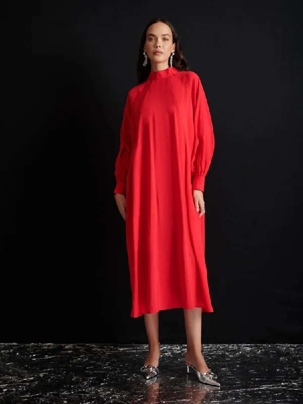 <b> Ghospell </b> Ayla Oversized Midi Dress