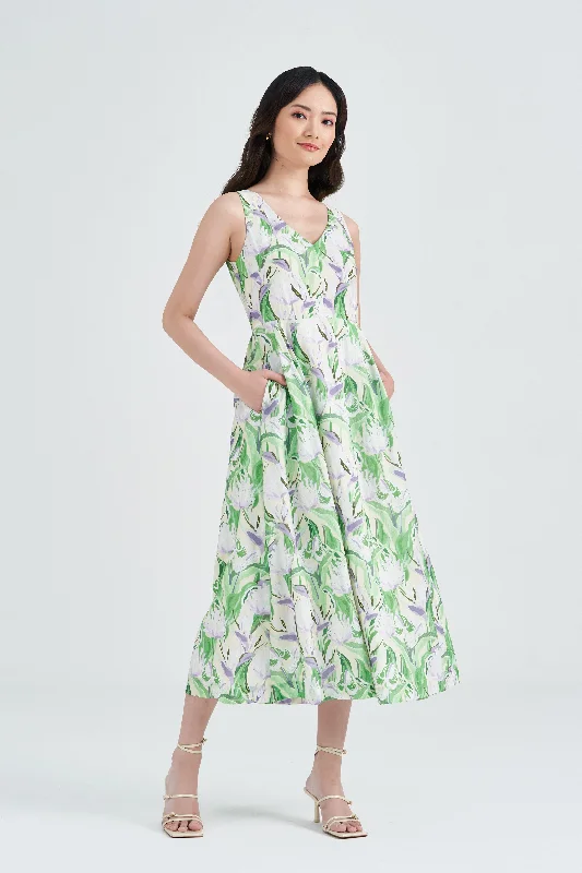 Reina V Neck Fit and Flare Printed Dress