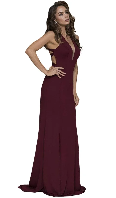 Nox Anabel - Plunging Halter Fitted Dress C023SC